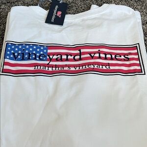 Vineyard Vines White Tee with American Flag Back Graphic. Mens Large!  New.